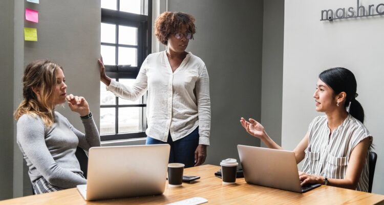 Qual o valor da liderança transformacional na era digital?